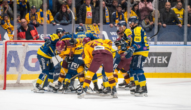 Valná hromada v brankovišti Zlína skončila gólem. Byl správně uznaný, řekl Michnáč