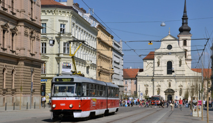 Brno se loučí s legendou. Ikonickou tramvaj K2 čeká poslední jízda