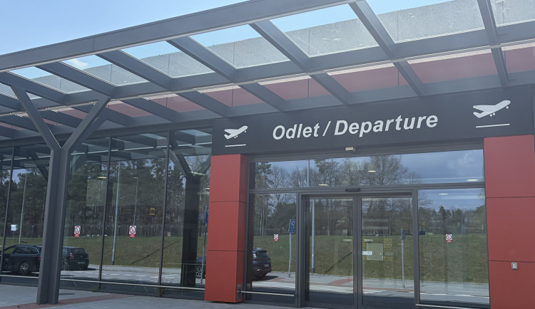 Na Mallorcu i do Albánie. Budějcké letiště má nového dopravce a řeší zimní lety