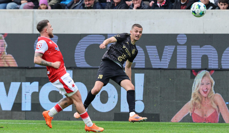 Slavia prohrála v Hradci 1:2 a přišla o ligovou neporazitelnost
