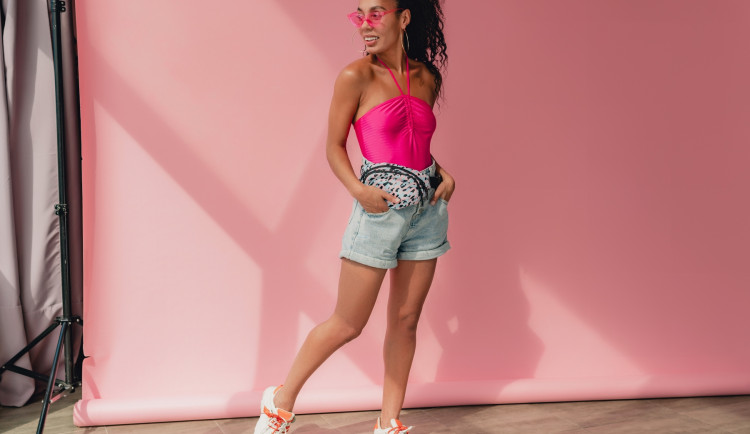 objevte-nejoblibenejsi-strihy-dzinovych-kratasu