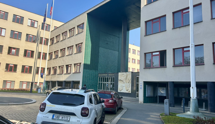 POLITICKÁ KORIDA: Jak hodnotíte novou Koncepci rodinné politiky?