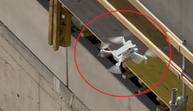 Liberecká záchranka zuří. Dron u heliportu ohrozil život posádky záchranářského vrtulníku i pacienta