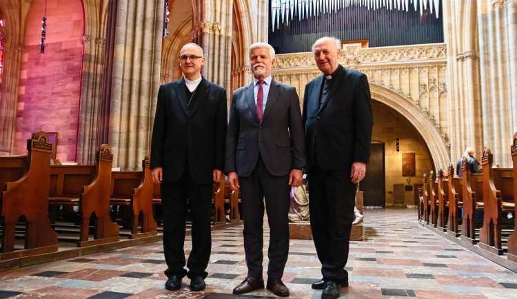 Nové varhany v katedrále svatého Víta čeká kolaudace, prohlédl si je prezident