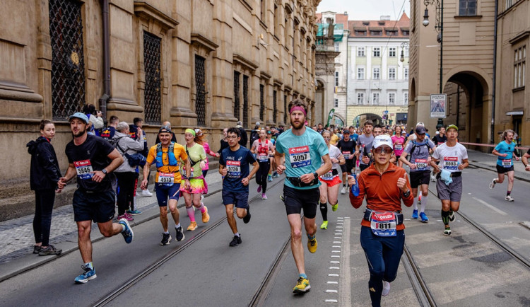 Pražský maraton omezí v neděli v centru města dopravu, dohlížet bude policie