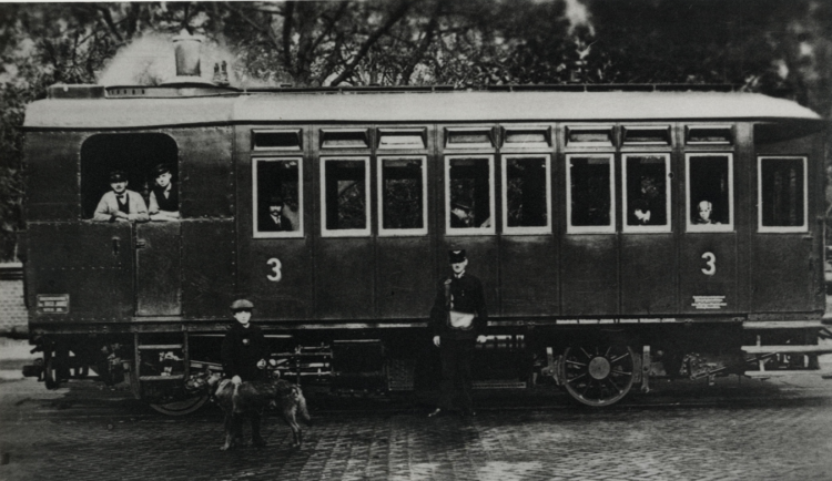 Elektrické tramvaje jezdí v Ostravě 125 let, tvoří páteř městské hromadné dopravy