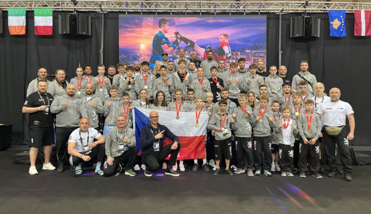 Česká reprezentace ovládla Mistrovství Evropy MMA v Řecku