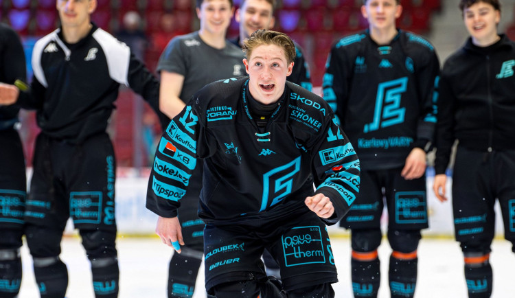 Petr Tomek z Třebíče měl být kapitánem juniorky, stal se ale hvězdou A-týmu Energie