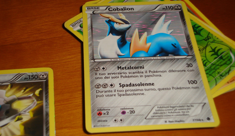 Noční lov na Pokémony v Brně nevyšel. Muži chtěli vykrást automat s kartičkami