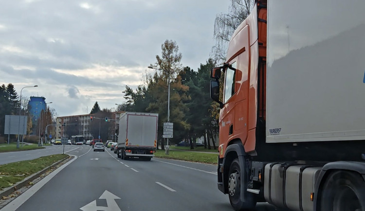 ANKETA: Znovu bez kamionů. Na páteřní tah v Olomouci se vrátí zákazy