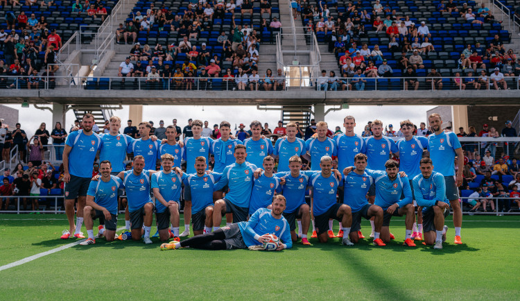 Fotbal se snídaní. Kde v Praze sledovat ranní zápas české reprezentace?