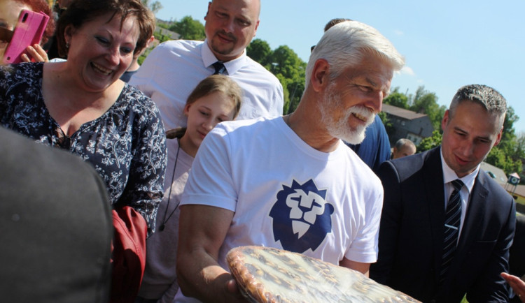 Oběd s hejtmanem i zájem o dostavbu Dukovan. Prezident Pavel míří na Vysočinu
