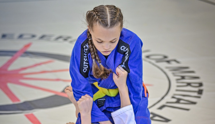 Adéla z Brna sbírá medaile ve velkém. Je sedminásobnou mistryní v jiu-jitsu