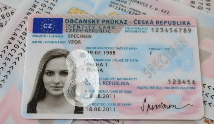 Staré občanky už brzy skončí, nesplňují bezpečnostní požadavky
