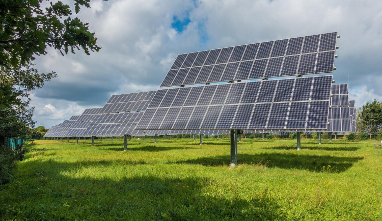 ČEZ zvýšil výrobu z fotovoltaiky o 13 % na 111 GWh