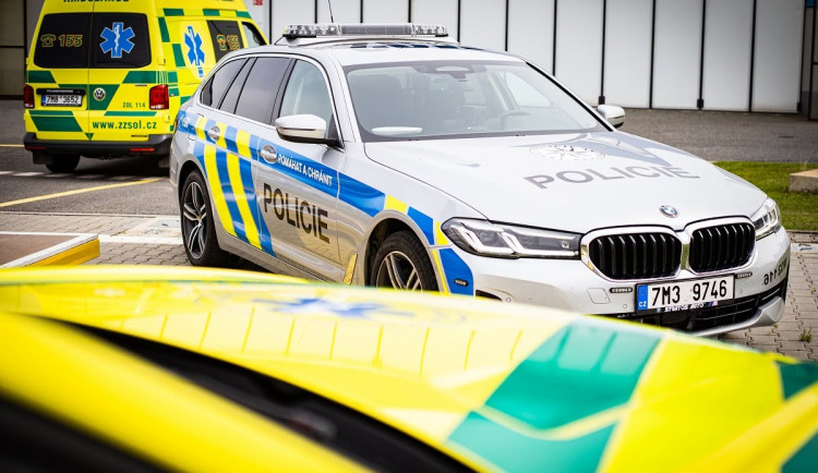 Policie šetří páteční pobodání v Tanvaldu jako pokus o vraždu dvou osob