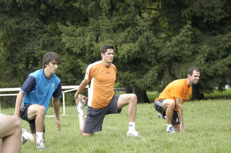 Zleva libero David Juračka, blokař Štěpán Smrčka a masér Filip Hoch