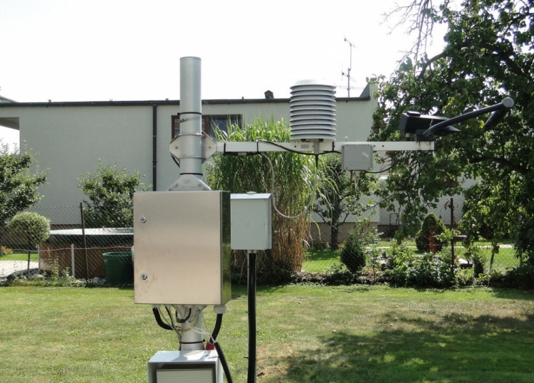 automatická meteorologická stanice