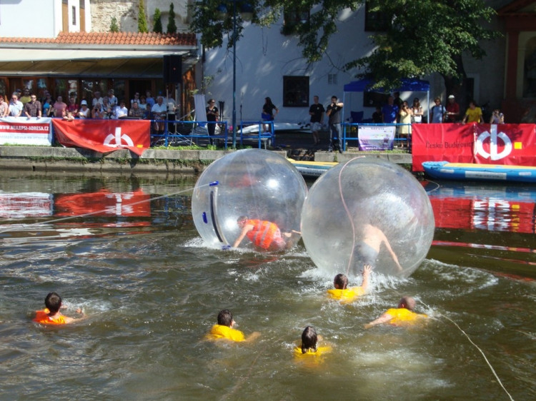 Vodní hry, nebo hry na vodě