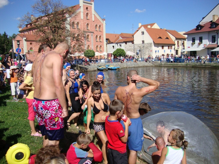 Vodní hry, nebo hry na vodě