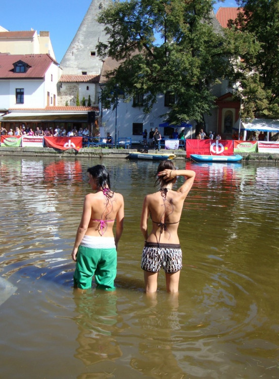Vodní hry, nebo hry na vodě