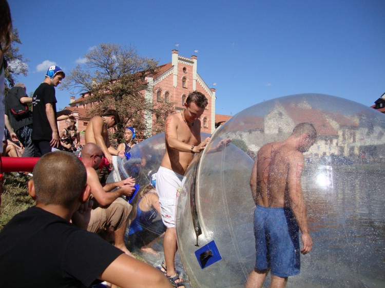 Vodní hry, nebo hry na vodě