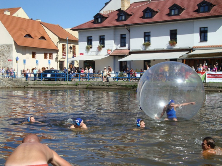 Vodní hry, nebo hry na vodě