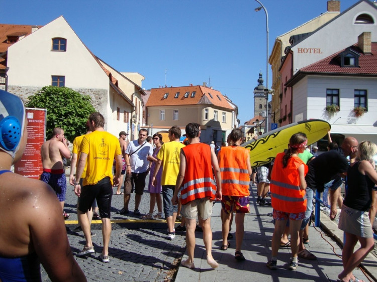 Vodní hry, nebo hry na vodě