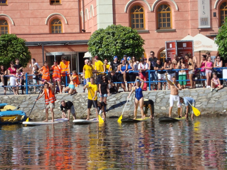 Vodní hry, nebo hry na vodě