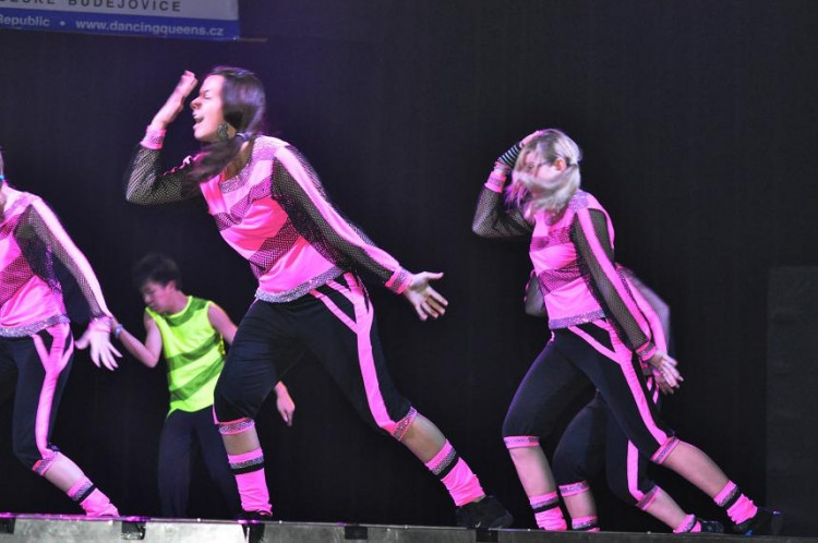 Danceshow Dancing Queens - Vivat Ninenties