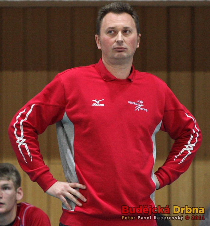 Trenér Unterhachingu Mihai Paduretu