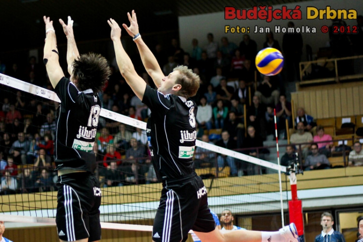 Duo Fila a Mach v obraně