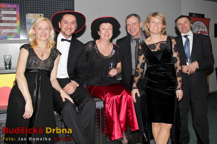 Volejbalový ples 2012