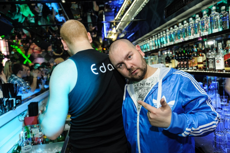 Budějcká Drbna slavila v dance baru Paradox svoje 1. narozeniny