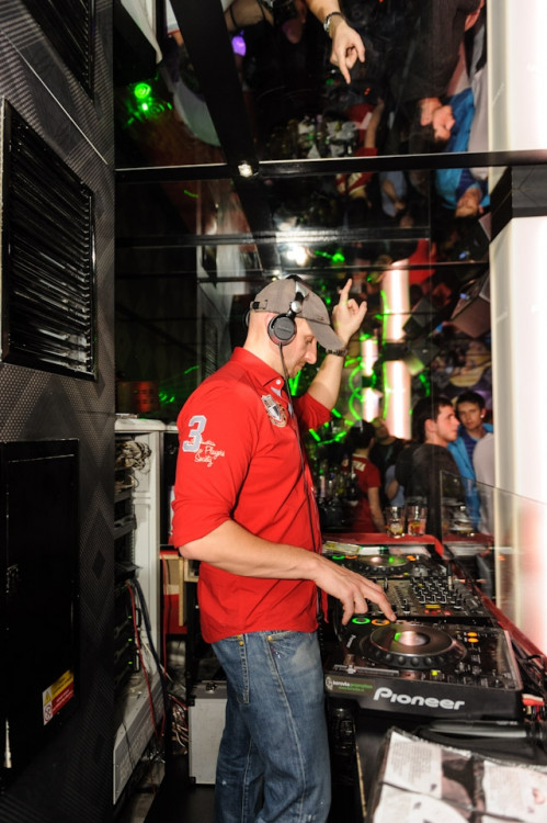 Budějcká Drbna slavila v dance baru Paradox svoje 1. narozeniny