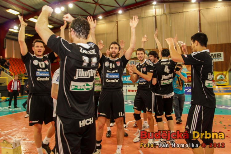 Volejbalisté Jihostroje slaví sedmý titul!Volejbalisté Jihostroje slaví sedmý titul!