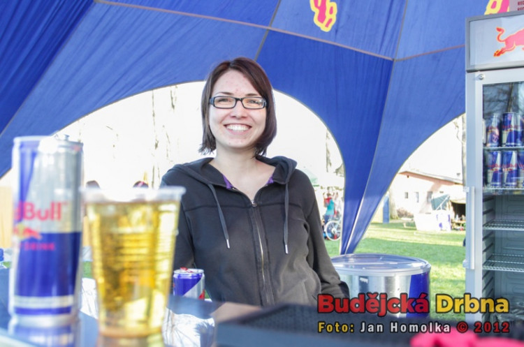 Pokud na někoho padla únava, mohl si dát energetický nápoj