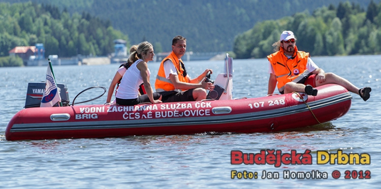 Závody dračích lodí na Lipně