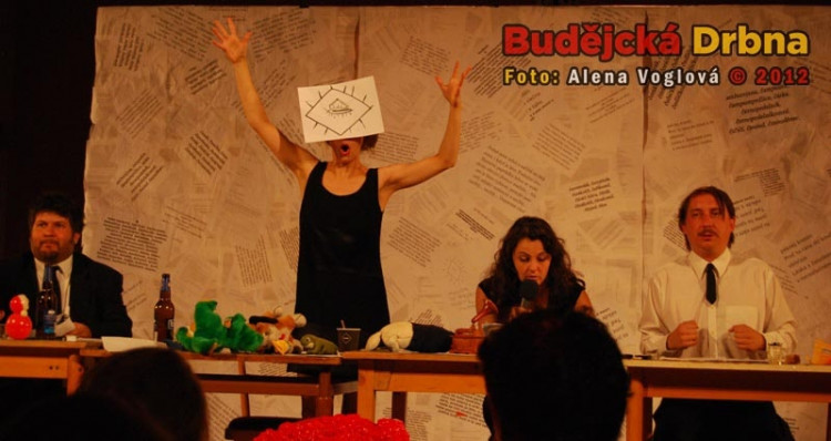 Takhle nějak vypadalo celé představení