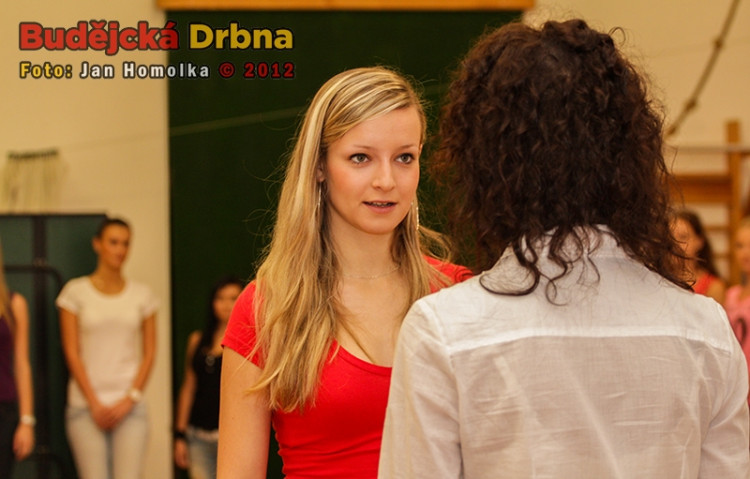 Výuka chůze po mole