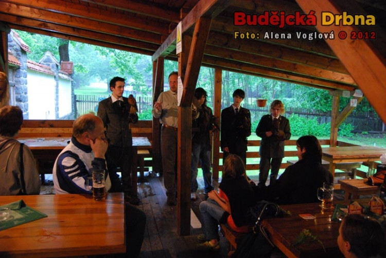 Přednáška o sokolnictví