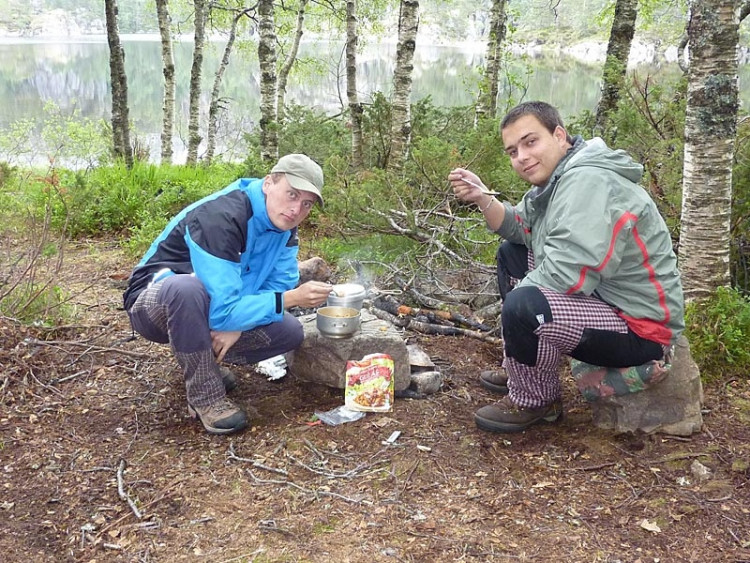 Epizoda 2 - Preikestolen: Jarda a Honza dělají večeři