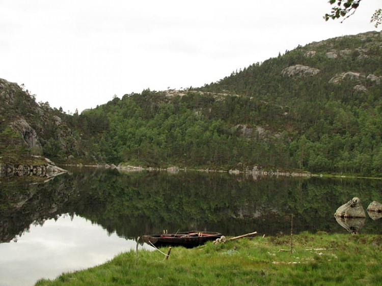 Epizoda 3 - Kjerag: Ráno u jezera