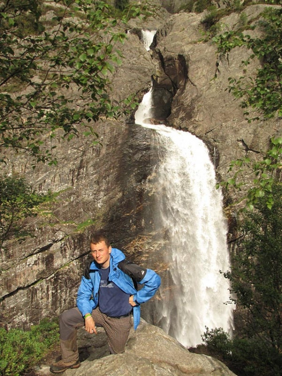 Epizoda 4 - Manafossen: Jarda u vodopádu Manafossen