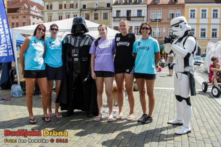 Maturantka Dětem 2012