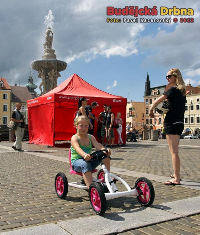 Maturantka Dětem 2012