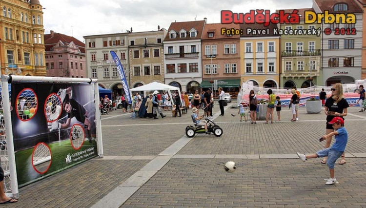 Maturantka Dětem 2012