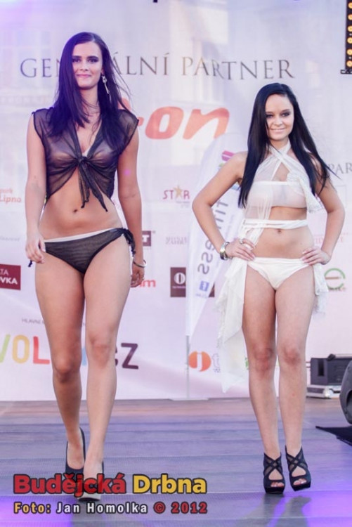 Finálový večer soutěže Maturantka Roku 2012