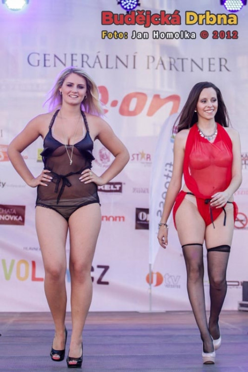 Finálový večer soutěže Maturantka Roku 2012