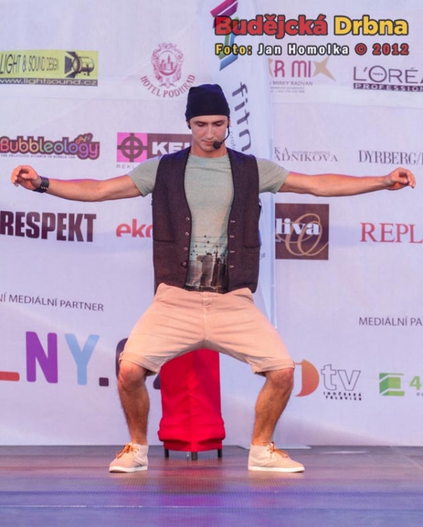 Finálový večer soutěže Maturantka Roku 2012